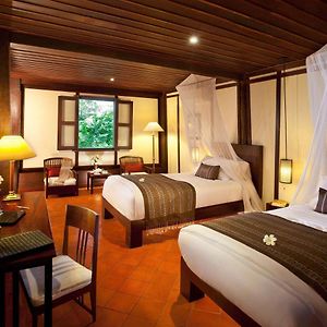 Deluxe Room Two Single Beds